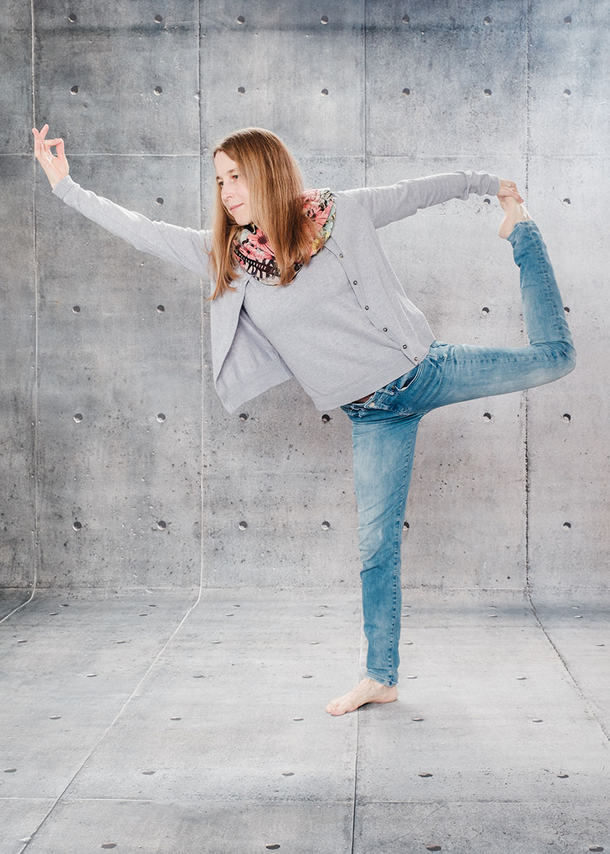 Elisabeth in Yoga-Position